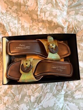 Donald J Pliner Metallic Green and Brown Clogs